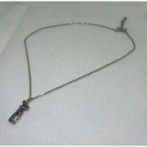 Silver hugging Necklace
